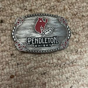 Be a buckle bunny with this fantastic piece